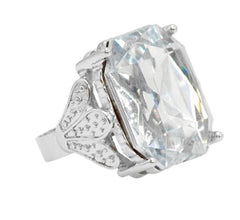 Bague avec Pierre Blanc / Bague avec grosse pierre Blanc / La Maison Du Déguisement