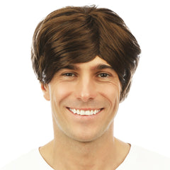 Perruque Courte Raide Marron / Perruque Nick Marron / La Maison du Déguisement