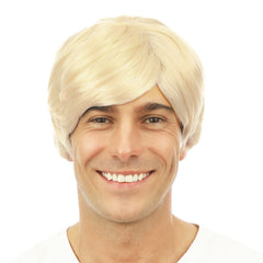 Perruque Courte Raide Blond / Perruque Nick Blond / La Maison du Déguisement