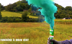 Fumigène à Main Vert / FUMIGENE A MAIN 45 SEC VERT / La Maison Du Déguisement