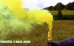 Fumigène à Main Jaune / FUMIGENE A MAIN 45 SEC JAUNE / La Maison Du Déguisement