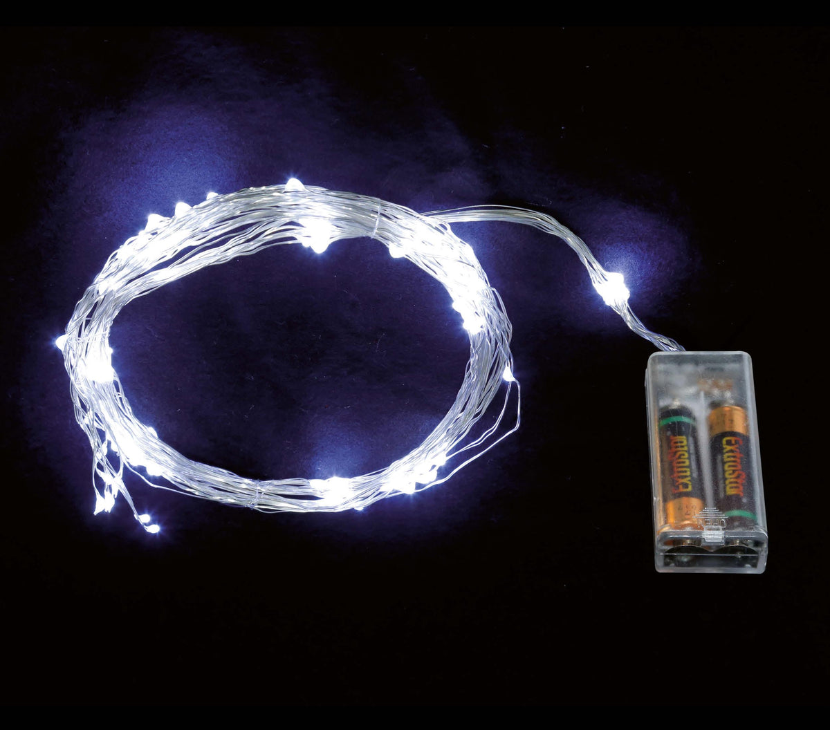 Guirlande Micro Led 70 Leds Blanc Froid Sur Fil d’argent / Ruban LED Blanc / Guirlande Fils Métaliques 90 cm 70 Led Blanc / La Maison Du Déguisement