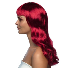 Perruque Chique Rouge Rubis / Perruque Femme Rouge Rubis avec frange / La Maison du Déguisement